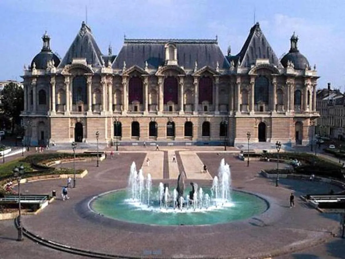 Appartement Design Hyper Centre Lille - NETFLIX wifi Fibre - Parking Francia