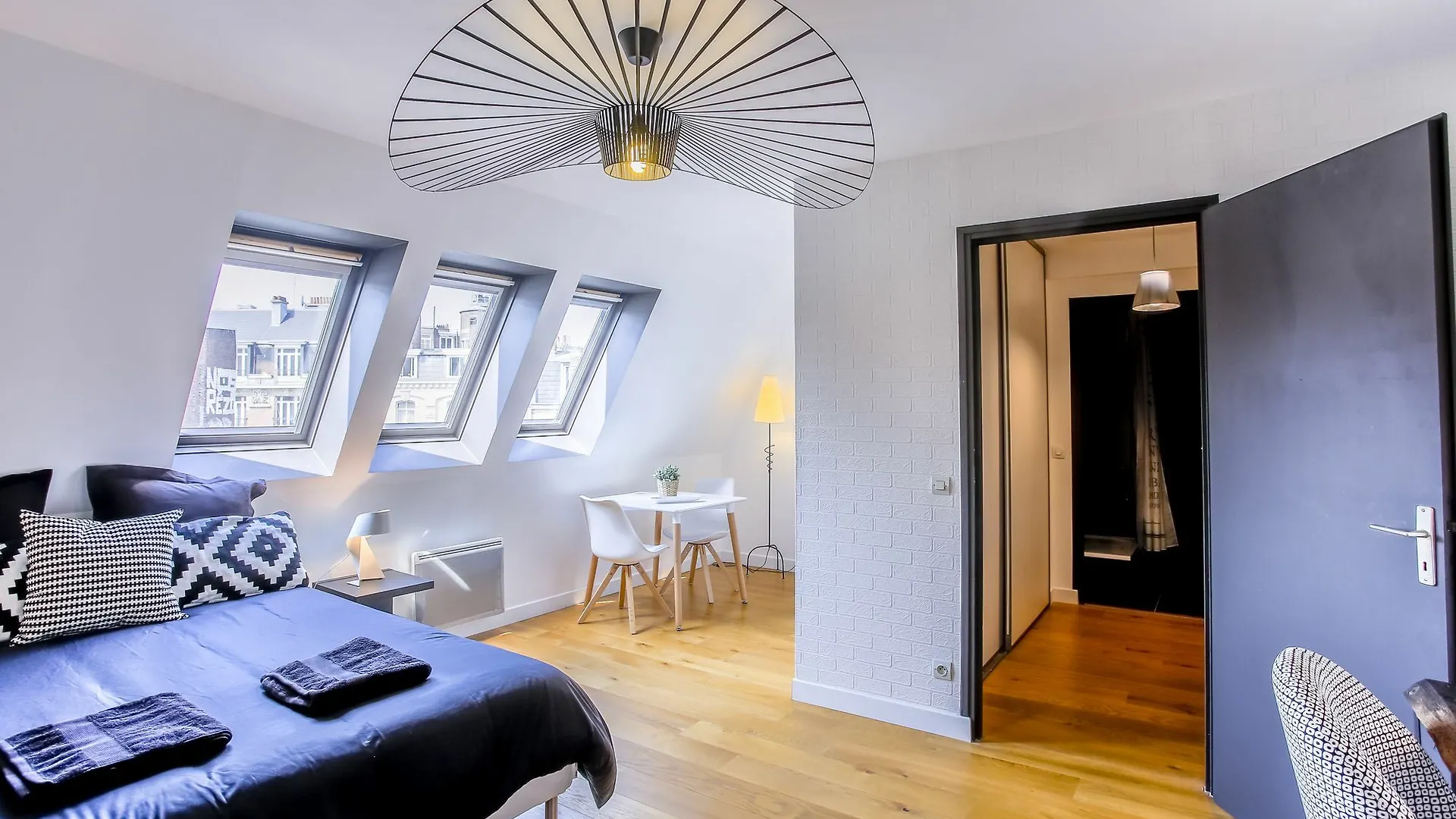 Appartement Design Hyper Centre Lille - NETFLIX wifi Fibre - Parking Appartamento